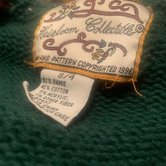 Vintage 1996 Heirloom Collectibles Children sweater - Picture 6 of 7